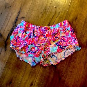 Eeuc size xs shorts